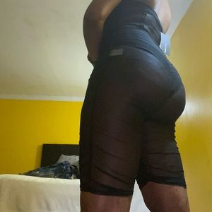 Fashion Nova 2 piece Set